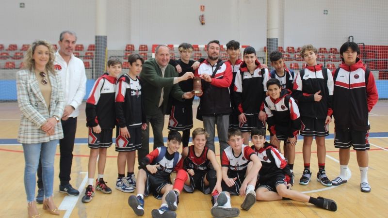 Una selección de Melilla se impone al CB Algazara en el I Torneo de Primavera de Baloncesto