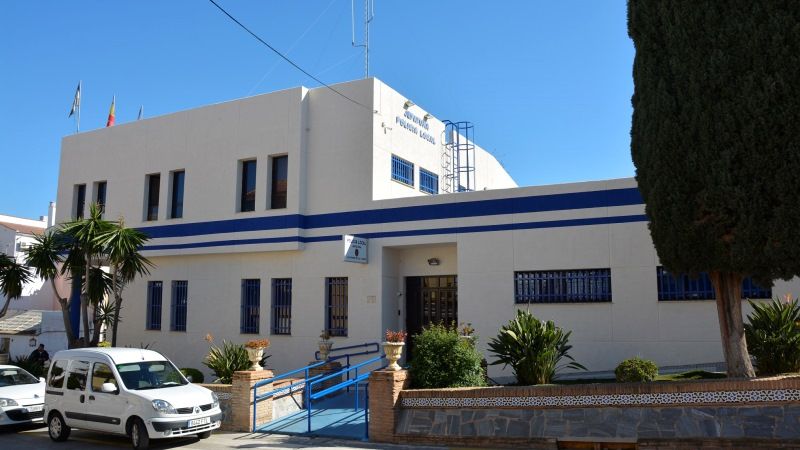 La Policía Local de Alhaurín de la Torre se incauta de varias plantas de marihuana depositadas en un contenedor