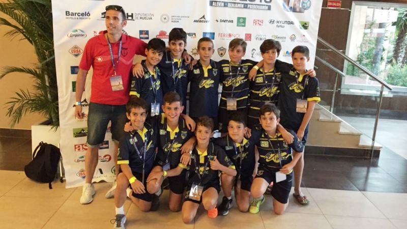 Tres equipos del CD Lauro participaron en el 'Costa Luz Cup' de Punta Umbría