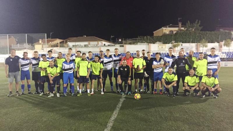 'La Peña' de fútbol juega un amistoso con un equipo holandés