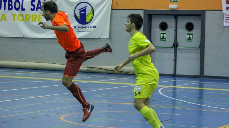 El Kent abre el año y la segunda vuelta contra el Betis B