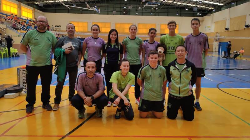 De vuelta con la liga de bádminton