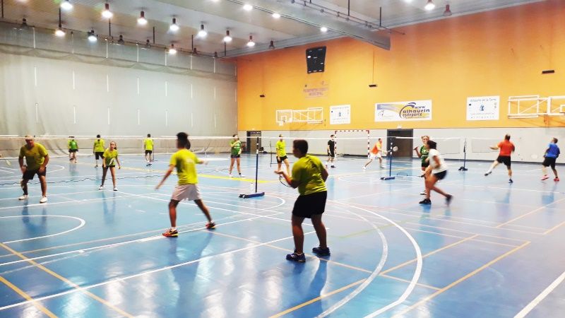 Bádminton a pleno rendimiento