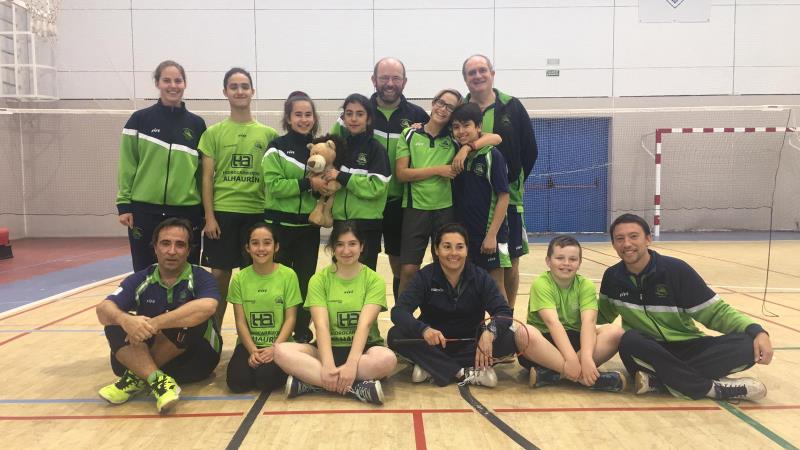 Aspirantes a todo en la Liga Malagueña de bádminton