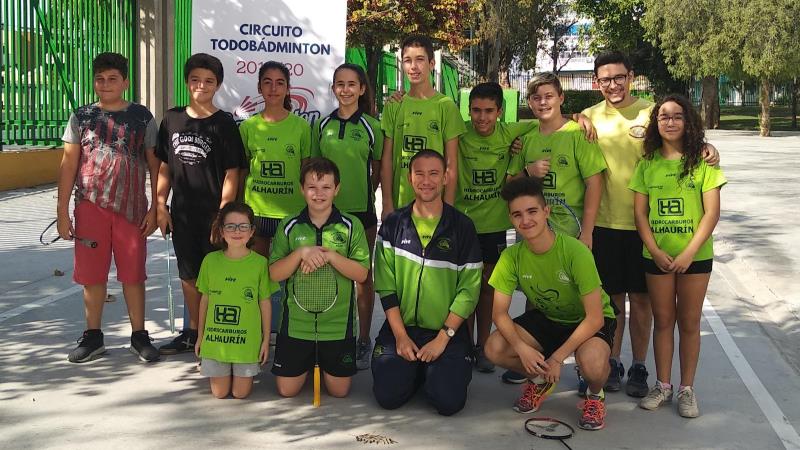 Otoño intenso para el bádminton alhaurino