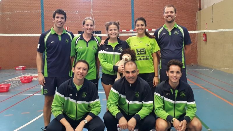 Noviembre dulce del bádminton alhaurino