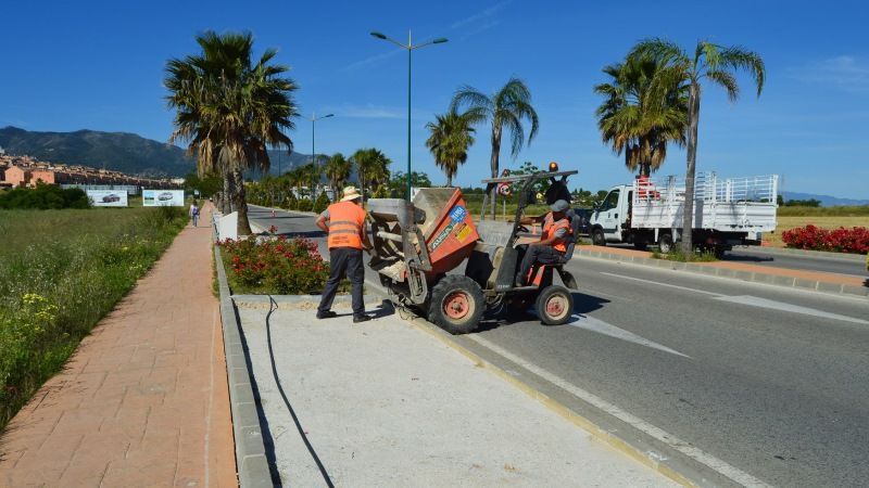 CGT en contra de la externalización del servicio de jardinería del Ayuntamiento de Alhaurín de la Torre