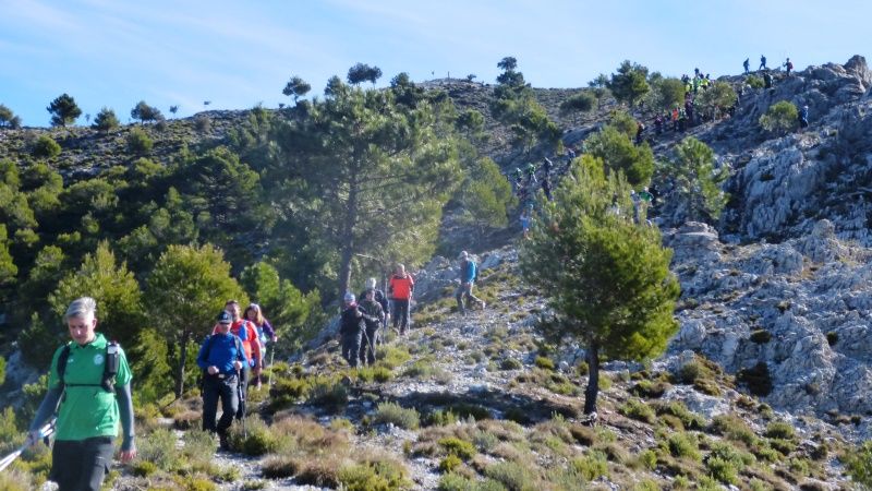 El C.D. Alpino Jarapalos en la XVII Travesía de Resistencia Granada la Costa por Sierra de Almijara