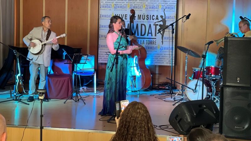Rachel Malka y The Jazz Makers protagonizan un sólido y reivindicativo concierto en la Escuela de Música