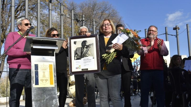 Emotivo homenaje de la Banda Municipal de Música al saxofonista Ricardo Ramírez