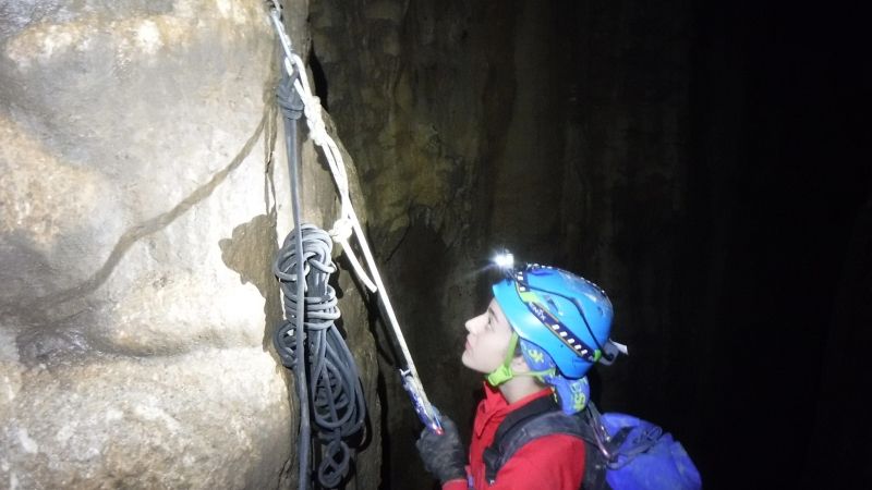 La alhaurina Sara Sánchez luchará por el título de campeona de Andalucía de espeleología