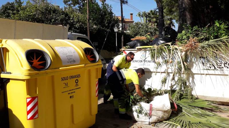 El Ayuntamiento aprueba sanciones por abandono de vehículos y vertidos ilegales