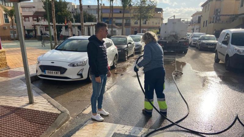 Servicios Operativos intensifica su plan de limpieza y baldeo con trabajos las 24 horas
