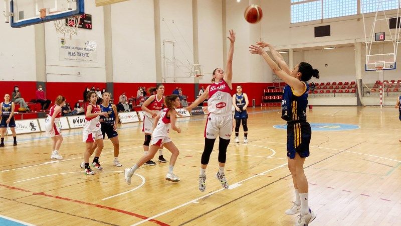 Partidazo del Asisa Alhaurín de la Torre  proclamándose campeonas de la Liga Regular por derecho propio