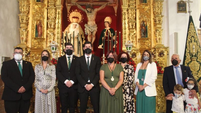 Los Verdes celebraron la Exaltación de la Santa Cruz en la iglesia de San Sebastián