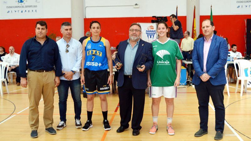 El alcalde felicita al Asisa CBAT por la hazaña del título de Primera Nacional Andaluza
