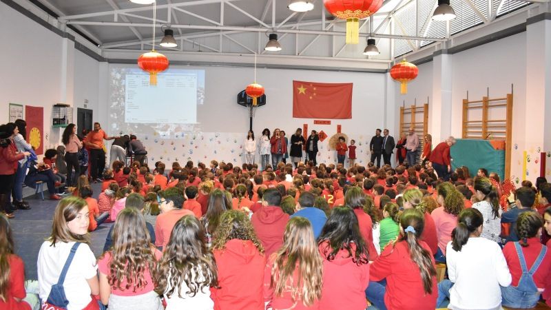 El CEIP Algazara celebra el Año Nuevo Chino con representantes de la comunidad del país asiático