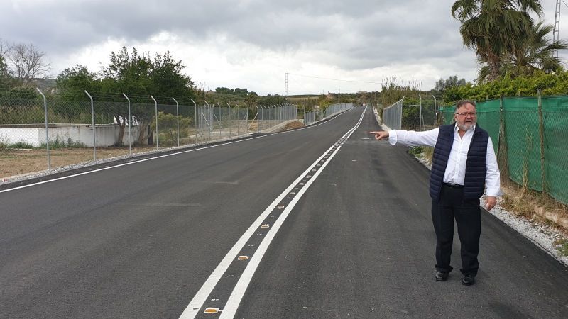 El Ayuntamiento finaliza la obra de mejora del trazado y carril-bici de la carretera de Torrealquería