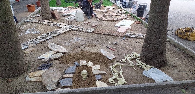 El Ayuntamiento y el IES Capellanía colaboran para crear un arqueódromo en el centro