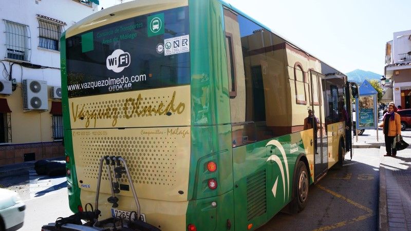 Se reactiva el servicio especial de verano para unir por autobús Alhaurín con la playa y Plaza Mayor
