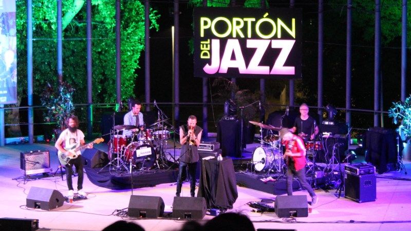 La trompeta de Avishai Cohen hechiza Alhaurín de la Torre en la primera cita del Portón del Jazz 2018