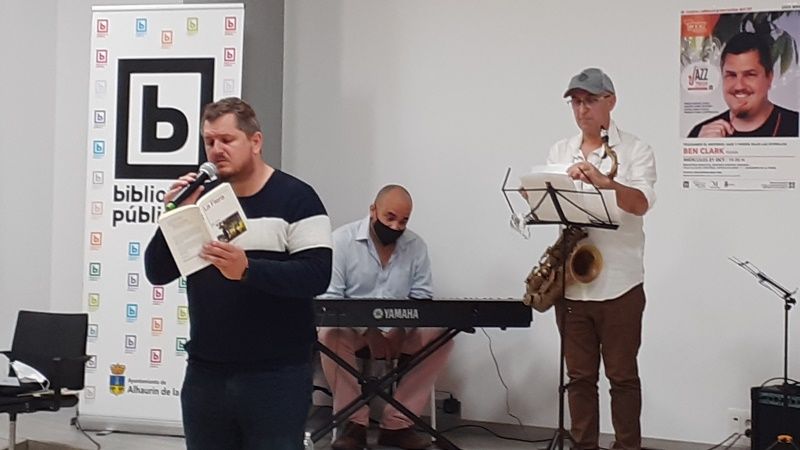 Poesía y jazz se fusionan de nuevo en la Biblioteca dentro del ciclo 'Tecleando el misterio'
