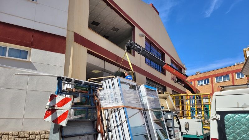 El Centro Municipal de Información a la Mujer renovará todos sus ventanales