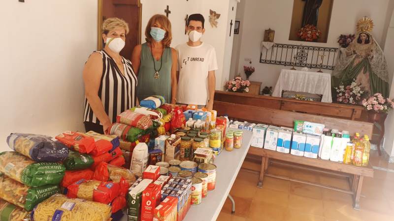 Una campaña de alimentos sustituye la verbena del barrio de La Alegría