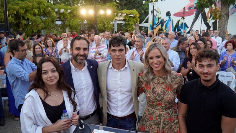 Pérez: “Nadie mejor que David Márquez para el futuro de Alhaurín de la Torre”