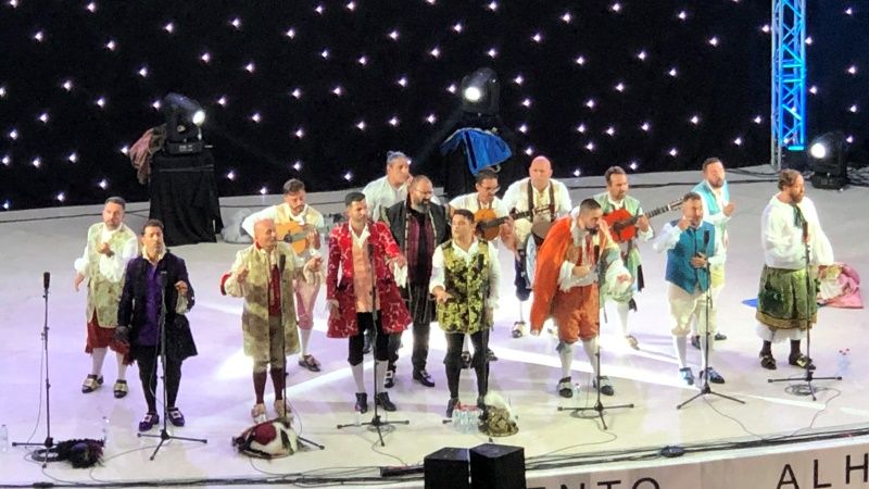 Una mágica y divertida noche de Carnaval trae lo mejor de Cádiz a Alhaurín de la Torre
