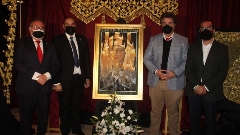 Los Verdes presentan su cartel de Semana Santa en un acto íntimo en su casa hermandad