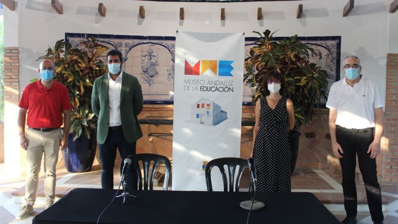 Marc Masip analiza en Alhaurín el impacto de la sobreexposición a las nuevas tecnologías