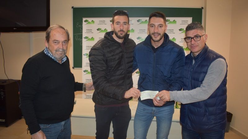 La Fundación Las Canteras colabora con el Club de Natación y las Peñas Madridista y Barcelonista