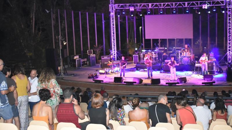 Tabletom y No me pises que llevo chanclas unen a toda una generación en su concierto en El Portón