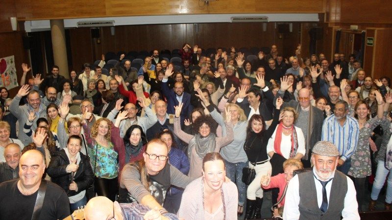 El Centro Cultural se llenó para presenciar un concierto benéfico a favor de Encina Laura