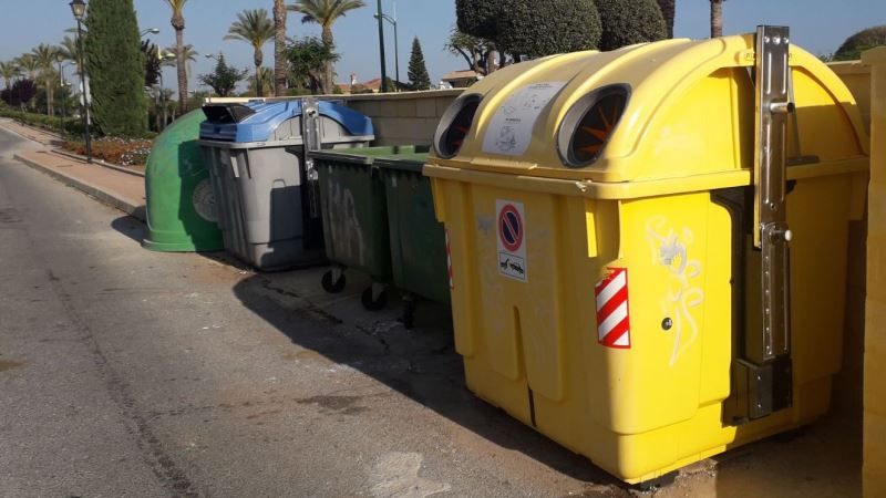 Los Servicios Operativos implantan un servicio de recogida de muebles y enseres por calles