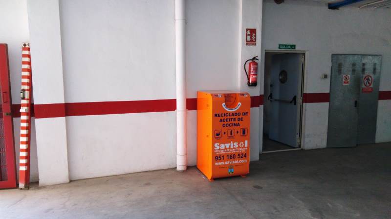 Alhaurín de la Torre inicia una campaña para fomentar el reciclaje del aceite usado