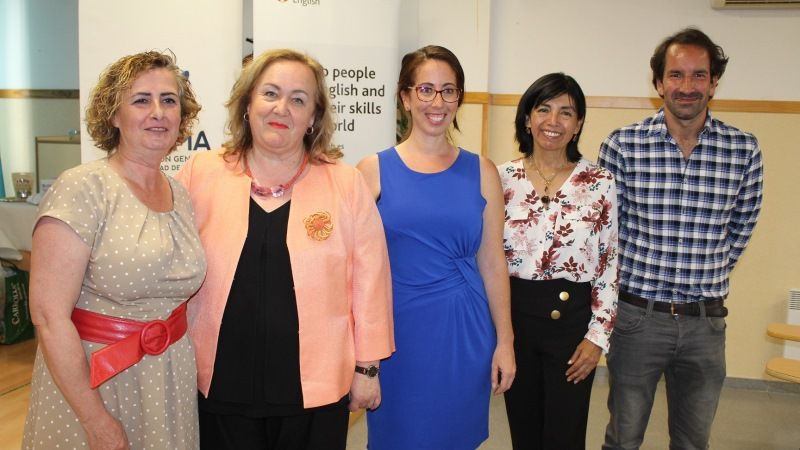 Un convenio a tres bandas amplía los estudios de inglés en Alhaurín de la Torre a todos los niveles