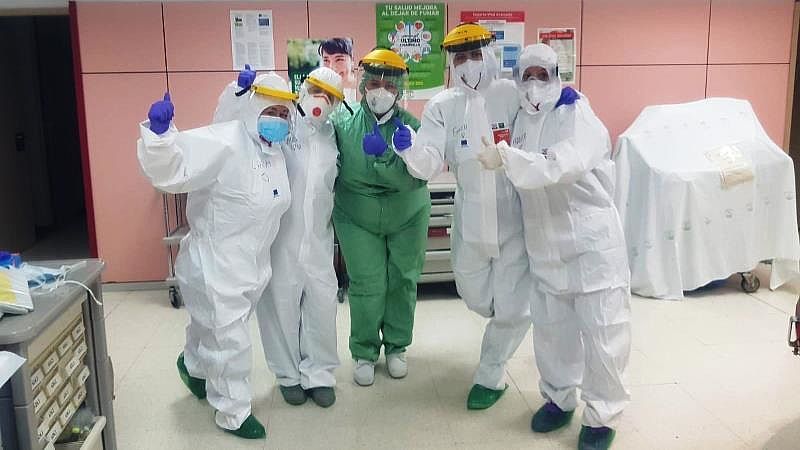 El 73,9% de los profesionales sanitarios andaluces contagiados por Coronavirus ya está curado