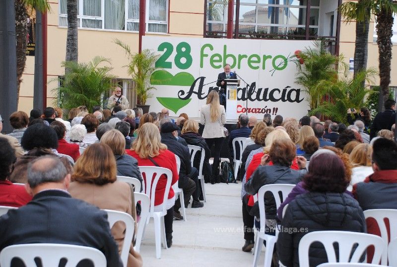 Villanova apela a “una Andalucía y una Europa fuertes” frente a los “nacionalismos excluyentes”