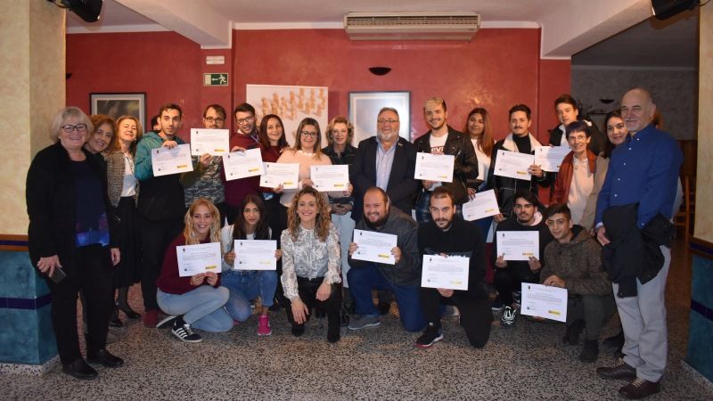 Los 15 jóvenes de la Escuela-Taller Jabalcuza reciben sus diplomas tras un año de formación