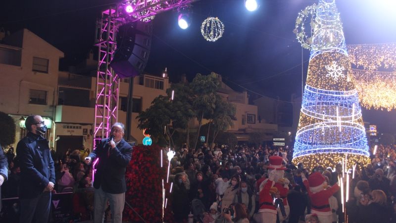 El encendido del alumbrado artístico abre el viernes la intensa agenda de actos de Navidad