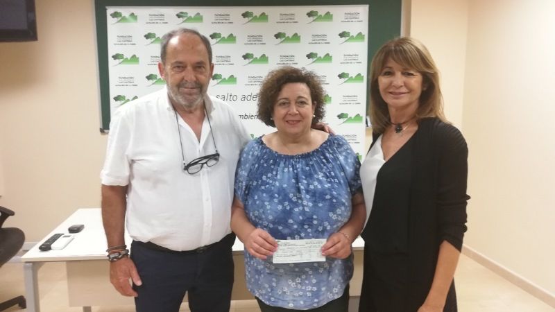 La Fundación entrega ayudas a AMAT y a la Asociación de Amistad del Pueblo Saharaui