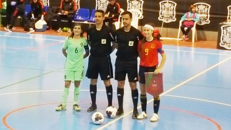 Gran papel de Eva González con la selección española de fútbol-sala