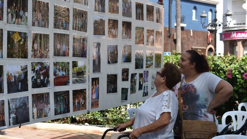 Cientos de personas disfrutaron de las celebraciones de la Verbena Popular de los 60