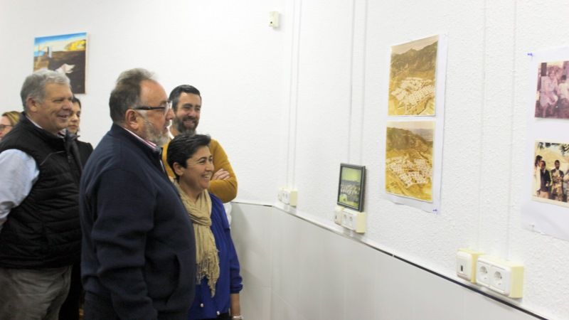 El ciclo de exposiciones de fotografías 'Evolución de las barriadas' llega a Torrealquería