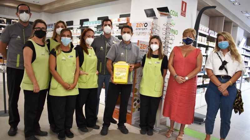 El Ayuntamiento instala contenedores en las farmacias para recoger residuos sanitarios especiales