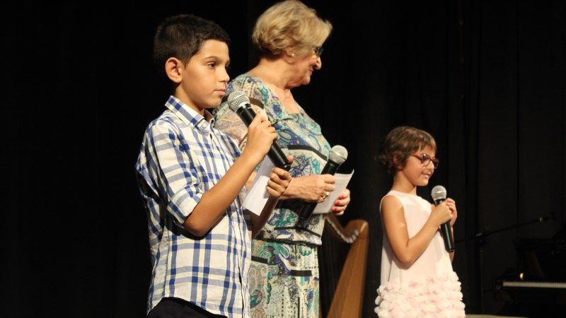 El Festival Infantil Benéfico a favor de Adriana llenó el Centro Cultural 'Vicente Aleixandre'
