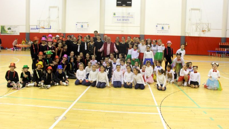 El Club de Patinaje Artístico de Alhaurín de la Torre disfrutó de su tradicional fiesta navideña