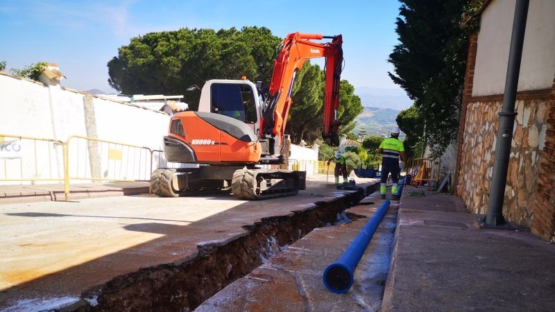 El Ayuntamiento continúa con el plan de renovación de la red de abastecimiento de agua
